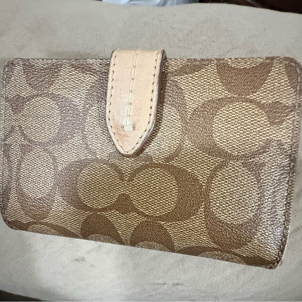Coach Tan Signature Pattern Wallet - Picture 2 of 5